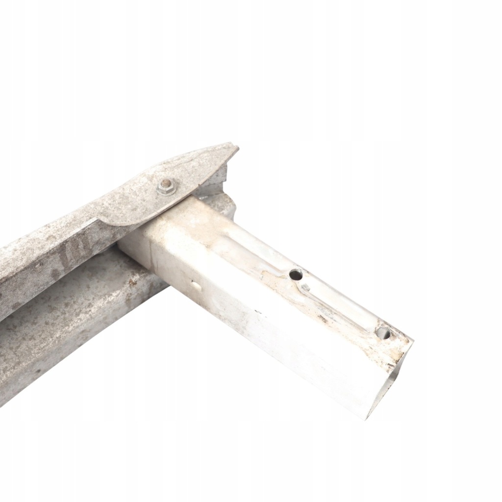 фото №12, Audi a4 b7 кронштейн балка отбойник бампера передний 8e0807109j