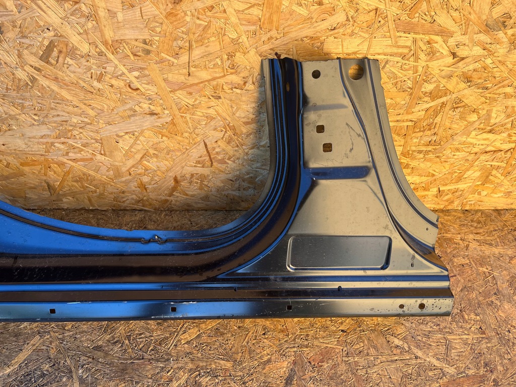 фото №8, Порог порог обшивка правый dacia duster