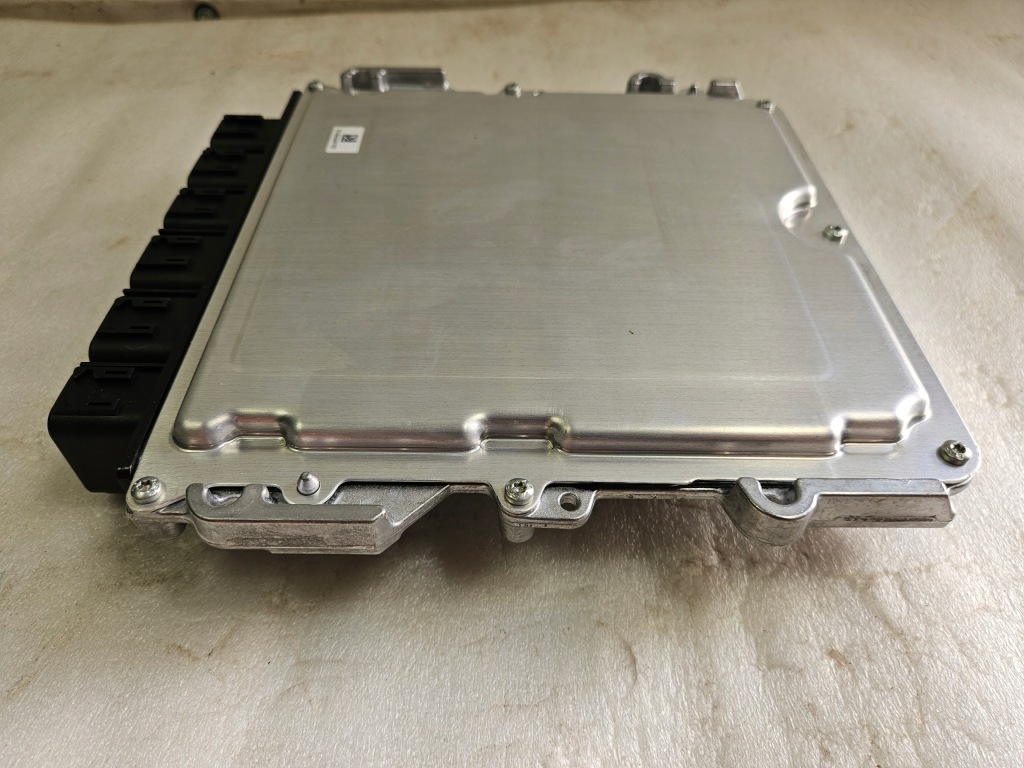 Купить Бортовой компьютер двигателя блок управления maserati grecale 670215611c / 261 s10 4lr