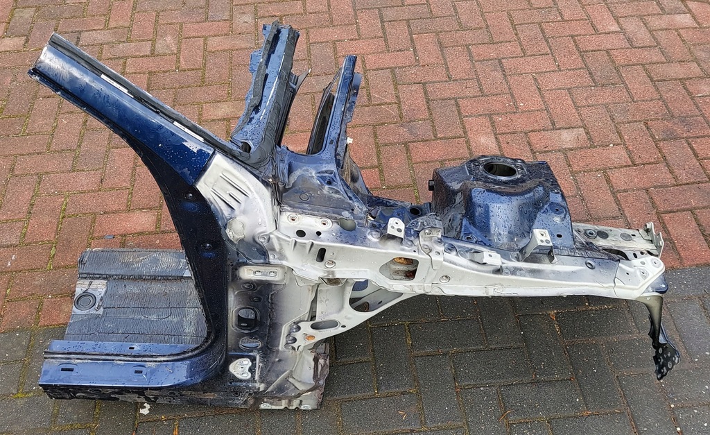 фото №1, Lexus is iii xe30 лонжерон четверть правая