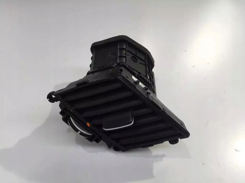 фото №2, Kia niro 2019 решётка обдув средняя левая правая