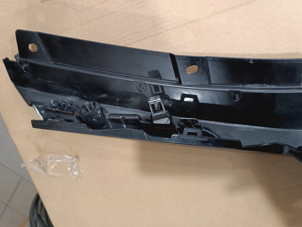 фото №5, Rav 4 решётка радиатора решётка радиатора hybrid