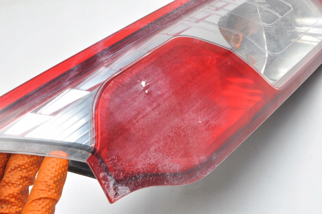 фото №7, Ford tourneo connect mk2 лампа правая задняя dt11-13404-ac