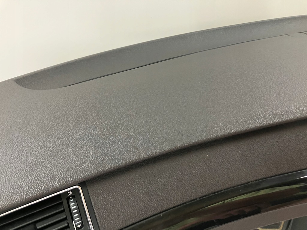 фото №6, Приборная панель приборная консоль приборная панель чёрно коричневая anglik skoda superb 2 ii