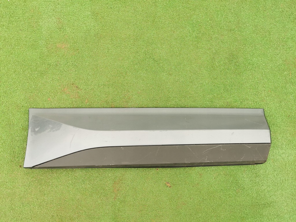 фото №1, Молдинг na дверь правая задняя задняя skoda enyaq iv 5la