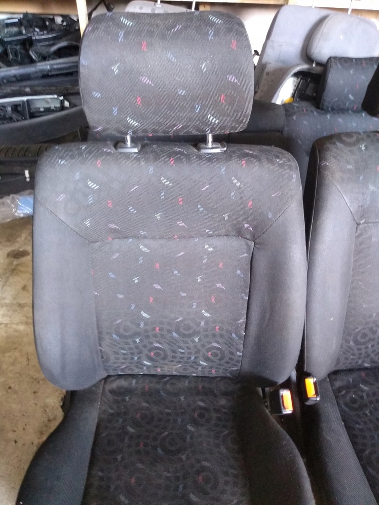 фото №11, Сидіння i заднє сидіння задня passat b4 kombi