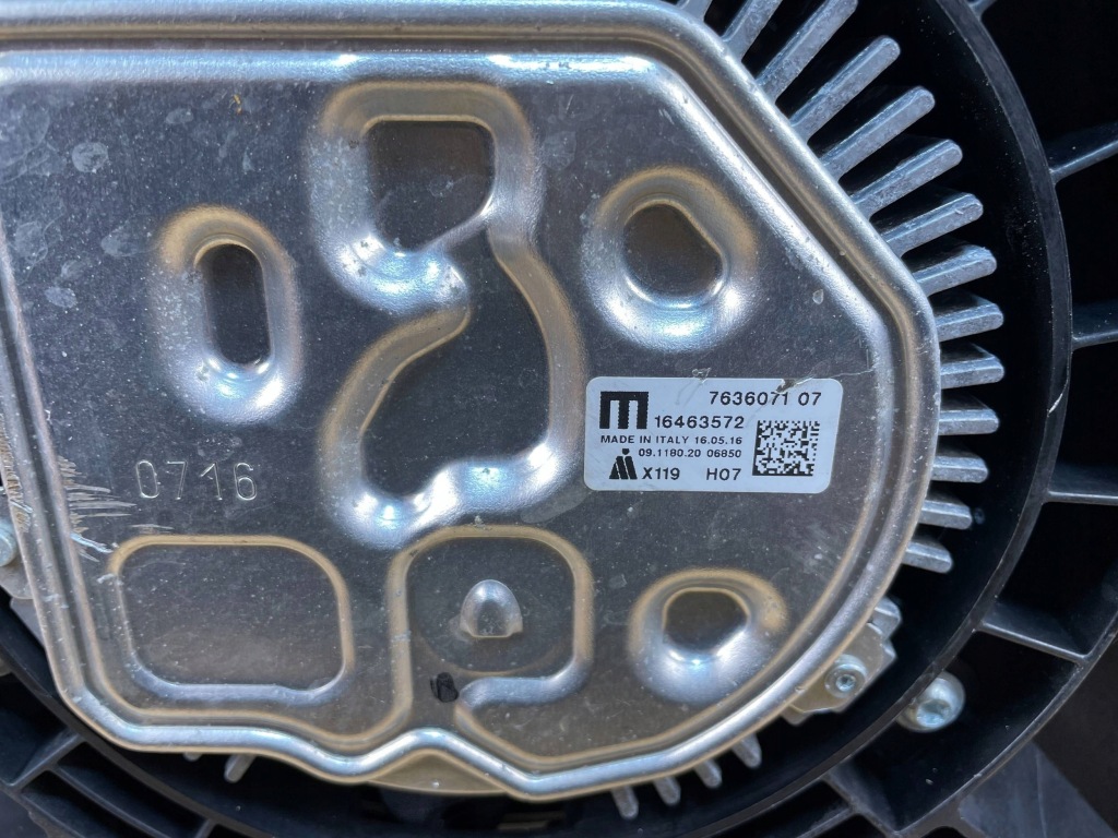 Вентилятор радіатор корпус bmw f39 f40 f45 f48 mini f55 f56 f57 f60 761761 Доставка