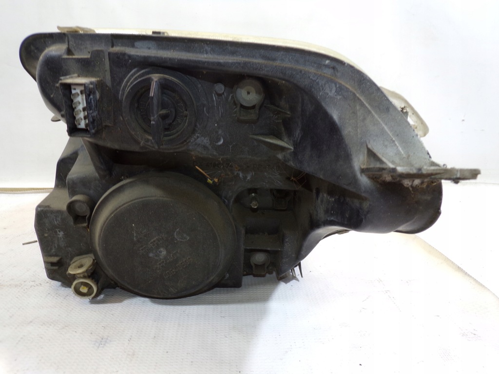 фото №12, Лампи передні перед ліва права citroen c2