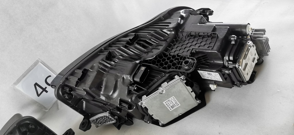 фото №11, Vw touareg full led лівий правий relektor повний