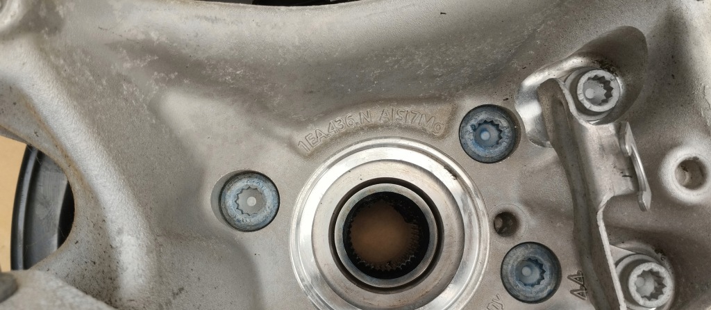 фото №16, Поворотный кулак подвеска амортизатор правый задняя volkswagen id.4 vw id4 23r