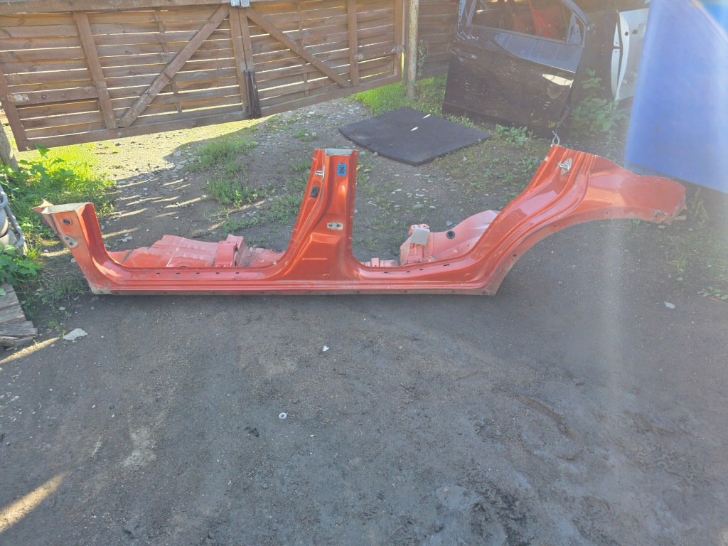 фото №1, Suzuki ignis iii 17- поріг лівий