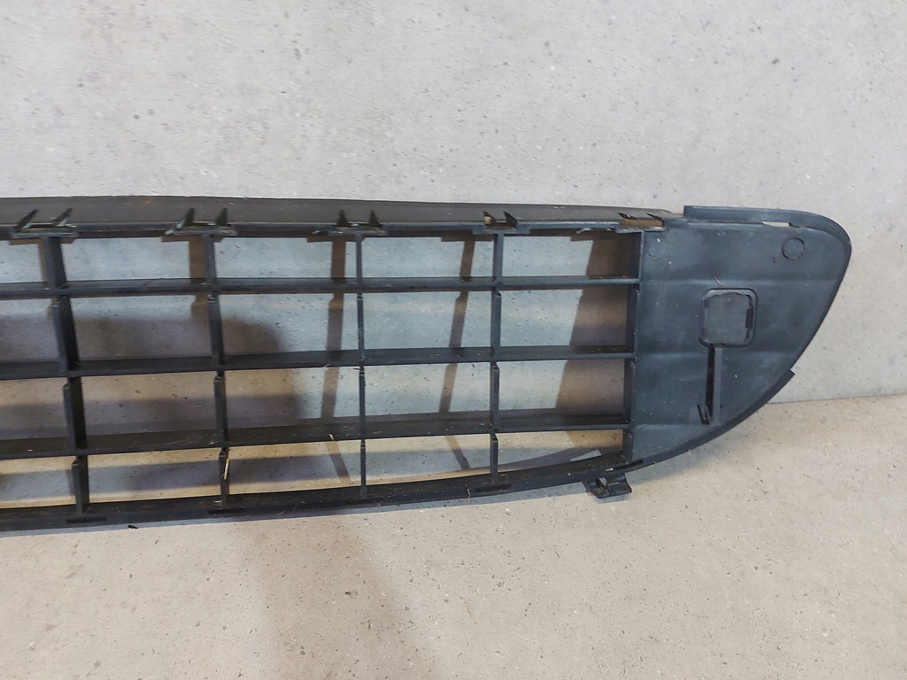 фото №7, Решётка радиатора решётка средняя бампера peugeot 407 04-08