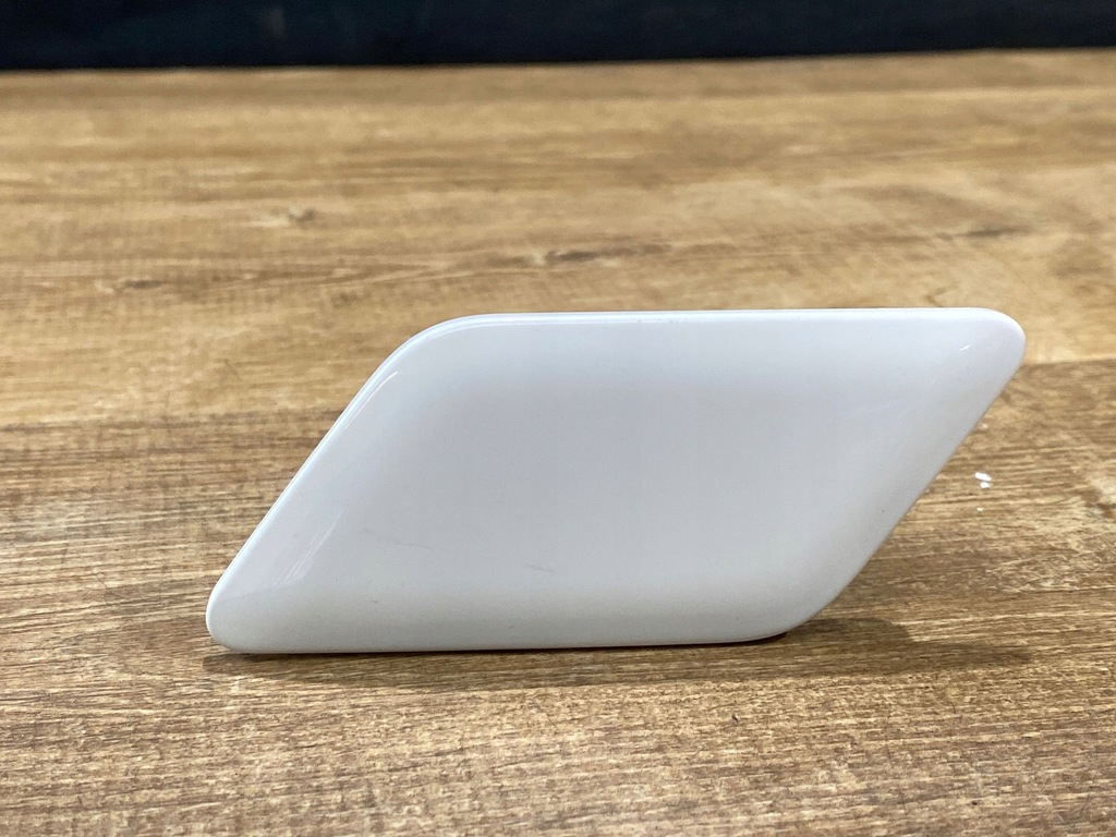 фото №1, Накладка распылителя фара lh ford kuga cv4413l019aaw