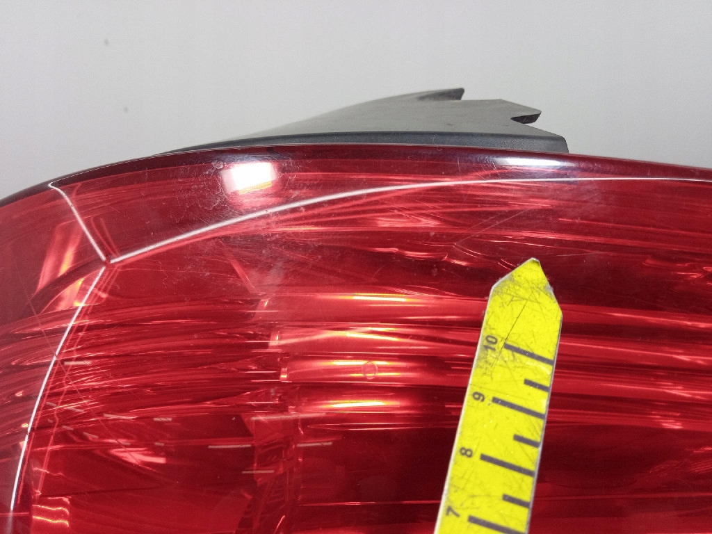 фото №13, Peugeot 308 i t7 sw kombi лампа задня права задня 96814438xt