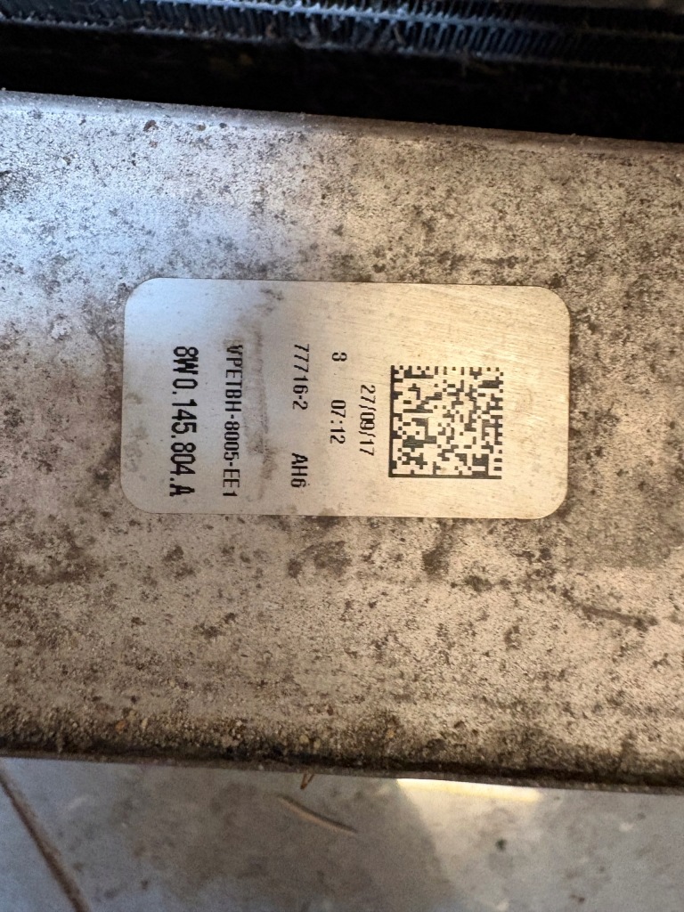 Комплект радиатор вентилятор 8w0959455m audi a5 f5 a4 2019 8w0121251ak 2.0 Недорого