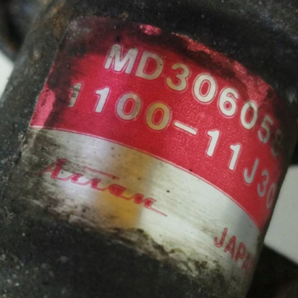 фото №9, 2002 mitsubishi pajero форсунки / комплект md306058