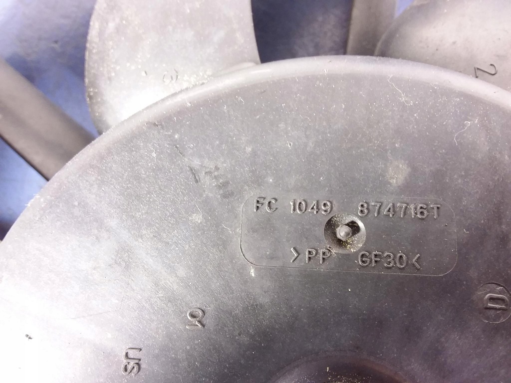фото №4, Citroen c4 i 2.0 hdi вентилятор радиатора 874716t