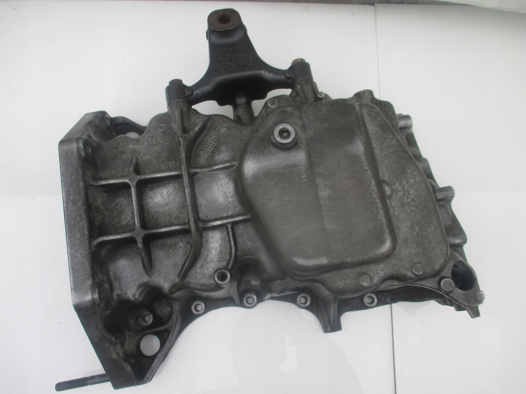 фото №1, Поддон масляная кронштейн renault trafic iii opel vivaro b ii 1.6 dci