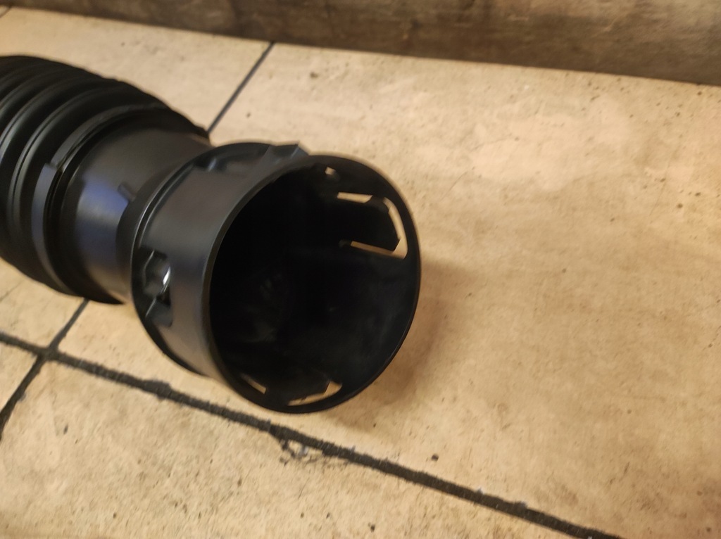 фото №8, Wąż труба шланг воздухозаборник воздуха корпус фильтра explorer vi 6