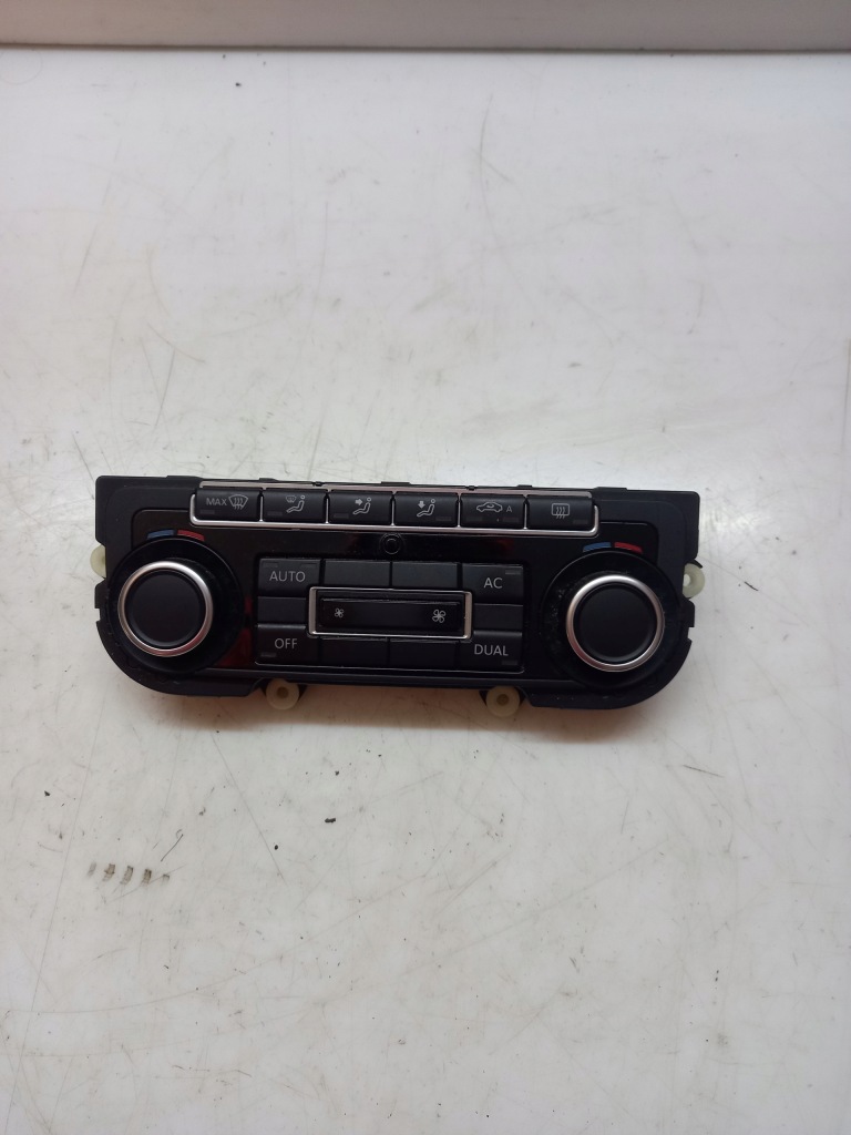 фото №1, Панель обдув vw passat b7 5k0907044dt