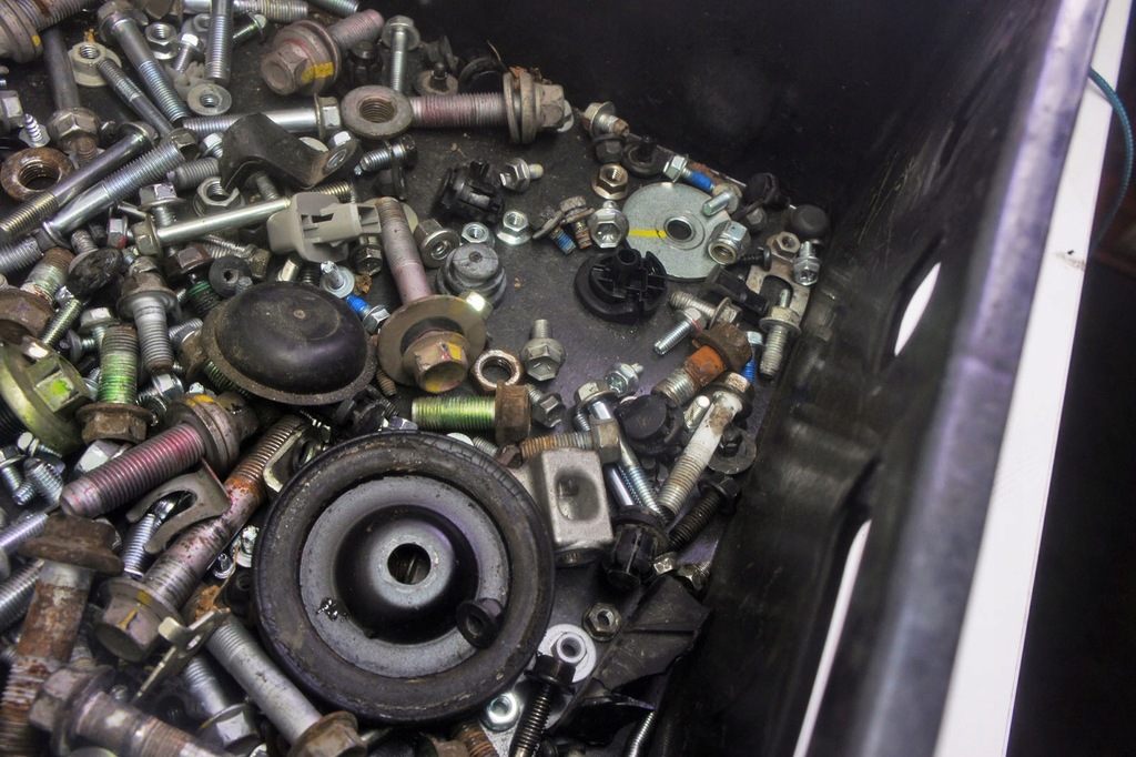 фото №7, Od038 suzuki vitara iii болты гайки прокладки