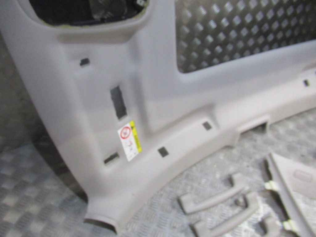 фото №7, Maserati levante стеля стійки alcantara комплект