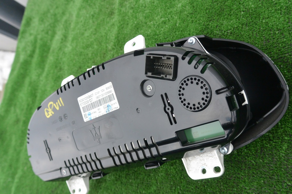 фото №11, Лічильник бензин maserati quattroporte eu