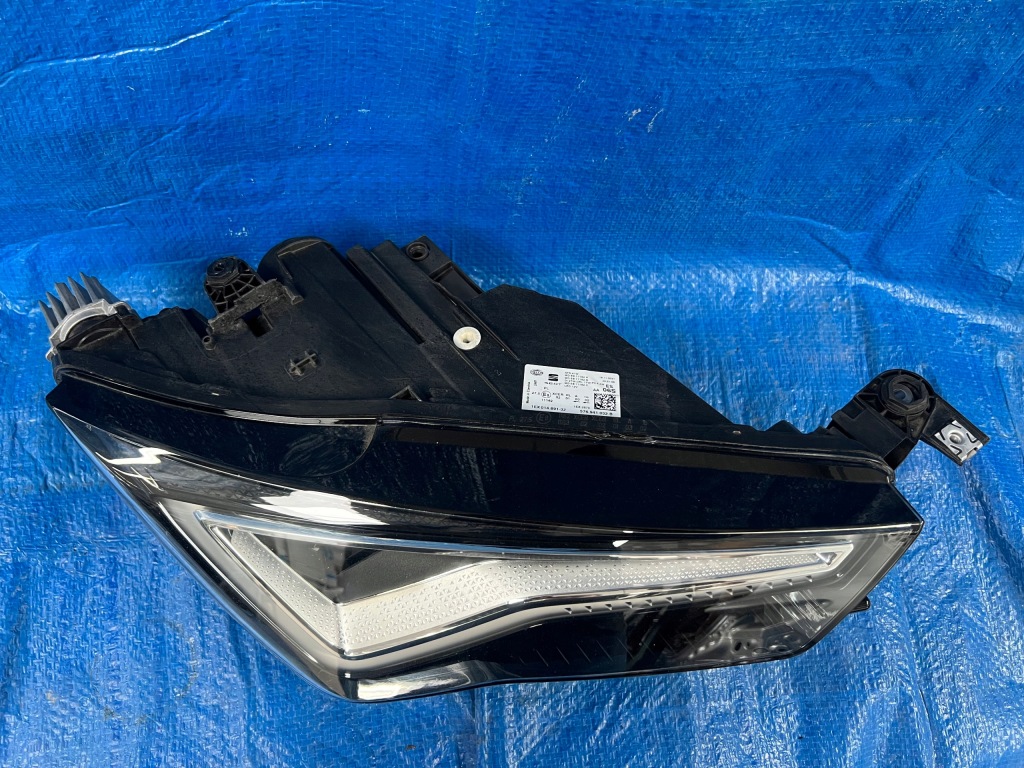 Seat ateca рестайлінг  правий фара full led Ціна