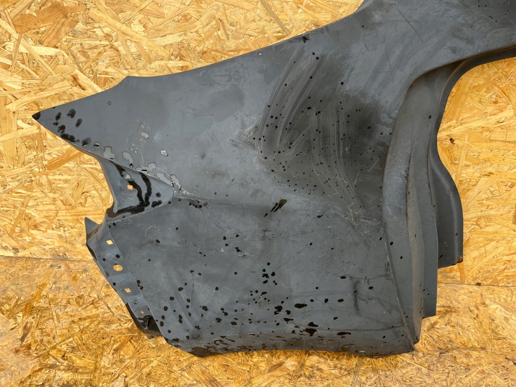 Mazda 3 3 hb 13- крыло  задний задняя обшивка правый Оригинал