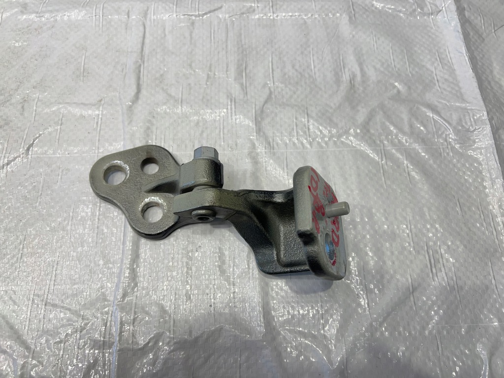 фото №1, Ford transit custom петля дверь правый передний