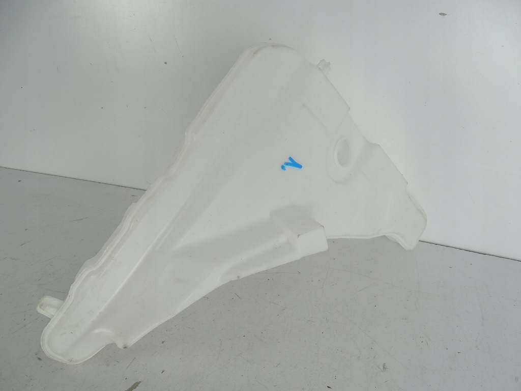 фото №1, Бачок омывателя audi q7 4m