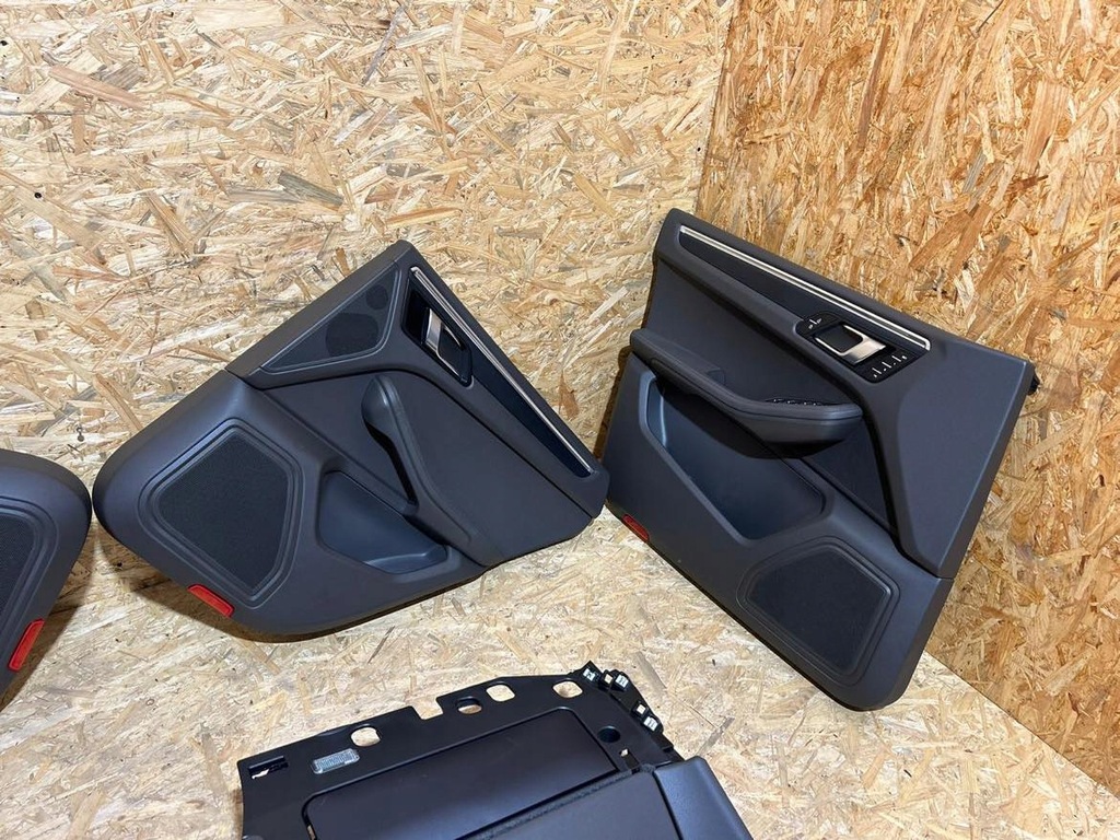 фото №13, Porsche macan lift середина салон сидіння заднє сидіння обшивки шкіра