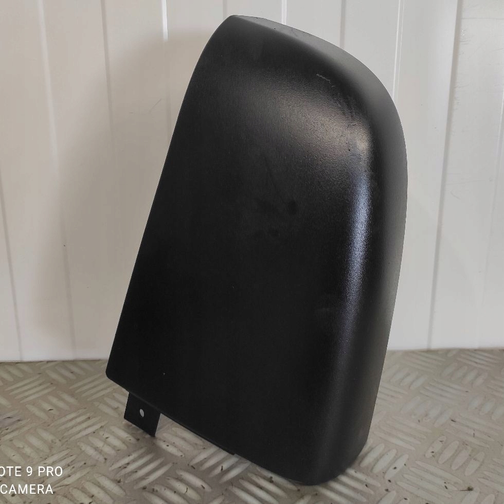 фото №1, Кутик лампи лівий задня renault trafic iii fiat talento 9039037759r