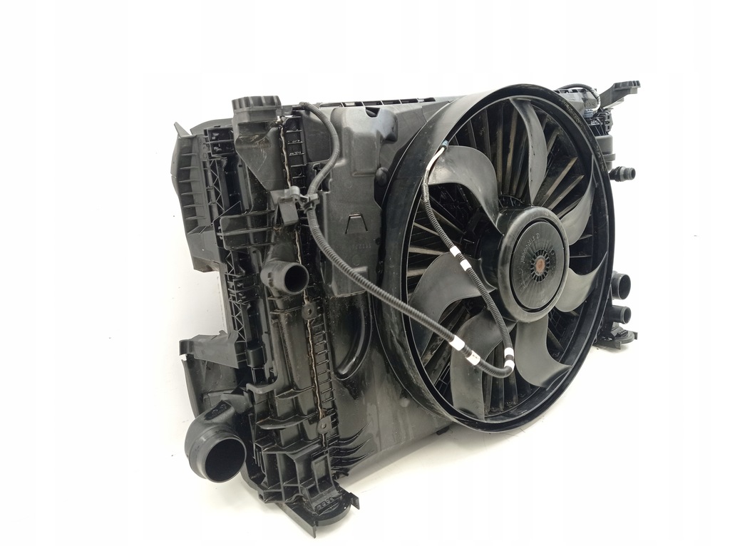 фото №7, Mercedes a-klasa w176 1.6 cgi радиатор комплект