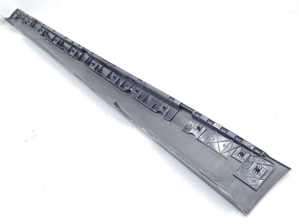 Молдинг накладка порог порог правая bmw 3 e90 рестайлинг  12r Цена