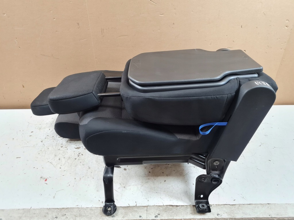 фото №15, 2018 peugeot partner iii передний сиденье двойной