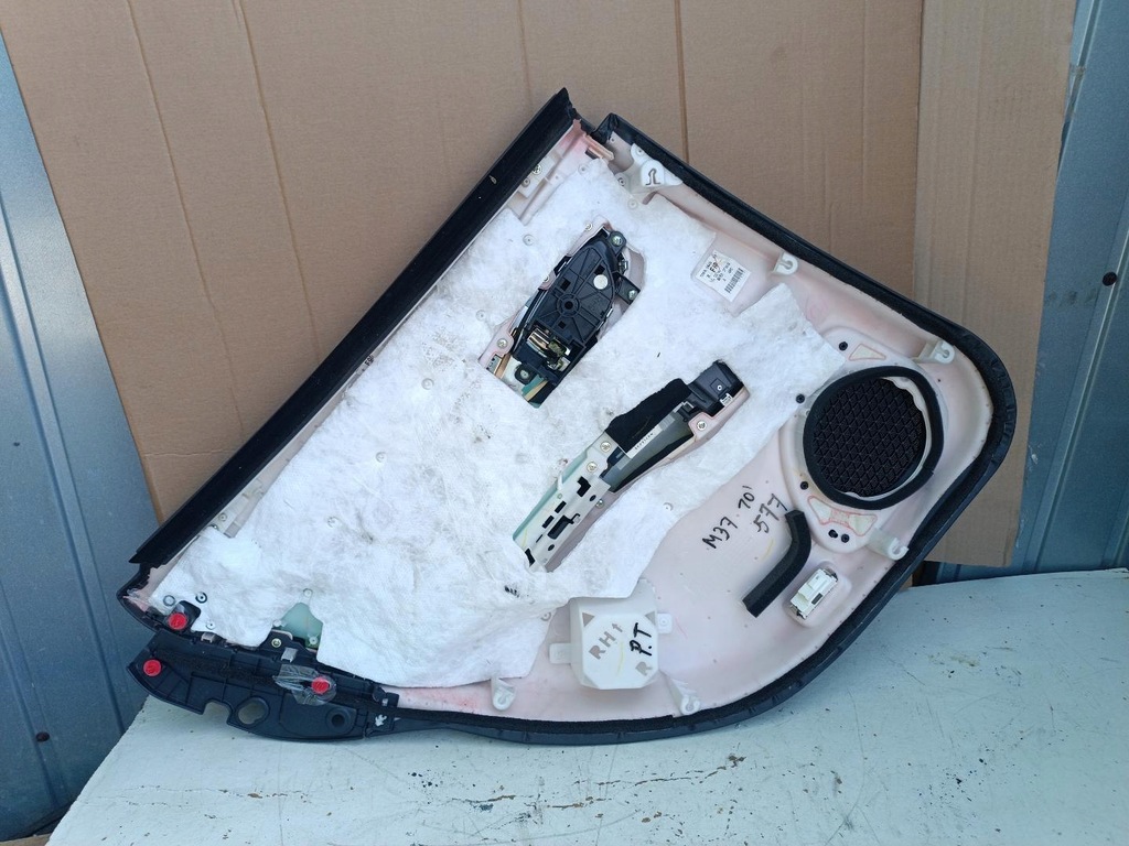 фото №8, Обшивка обивка дверь правый задняя infiniti m37