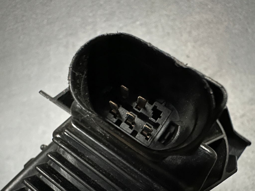 Поворотник rolls royce ghost wraith оригинал правый 63127211432 Оригинал