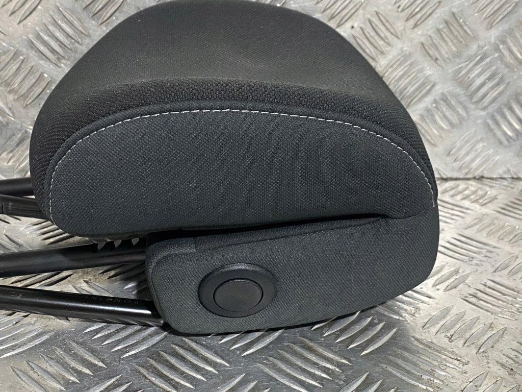 фото №9, Підголівник сидіння перед правий лівий комплект renault megane iii 3 08-