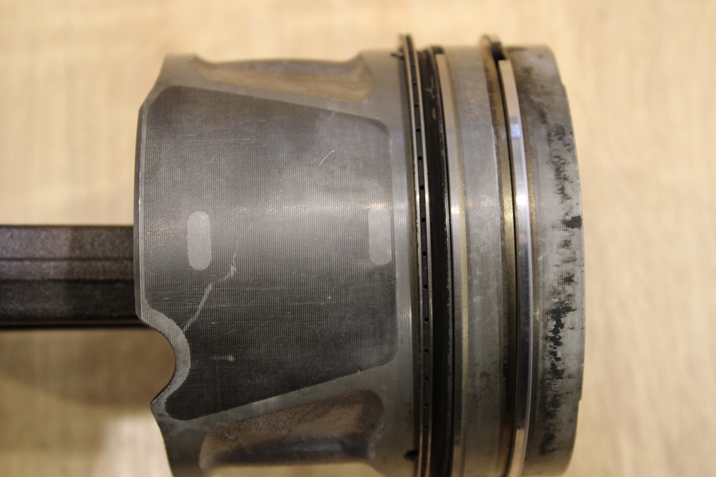 фото №8, Поршень jaguar xf x250 2.7