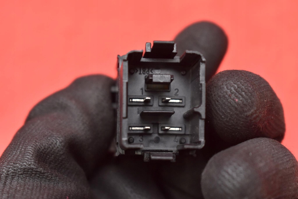 фото №8, Выключатель света аварийных 5m0953509a vw golf 6 vi plus 08-15