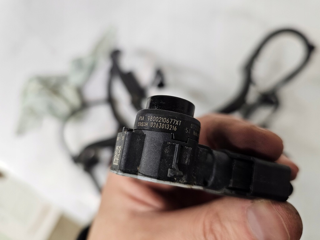 фото №10, Peugeot 5008 ii джгут датчики pdc задня 20118216 9327917377 9800210677xt