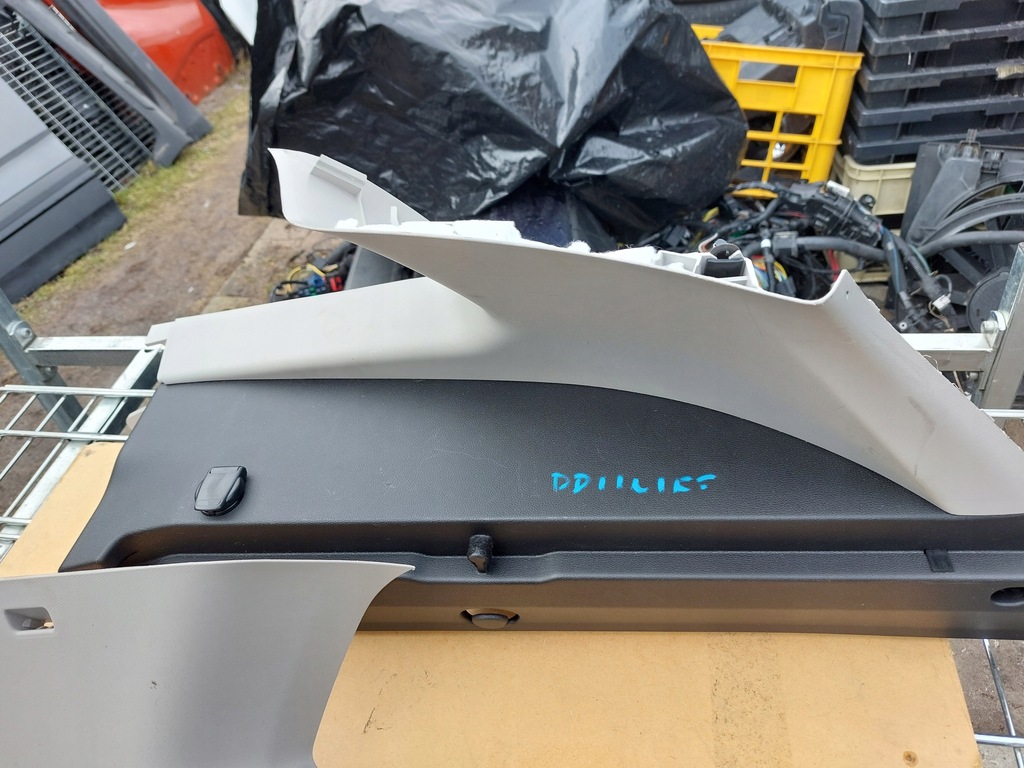 фото №6, Пластик стойка заднего кронштейн шторка dacia duster ii lift