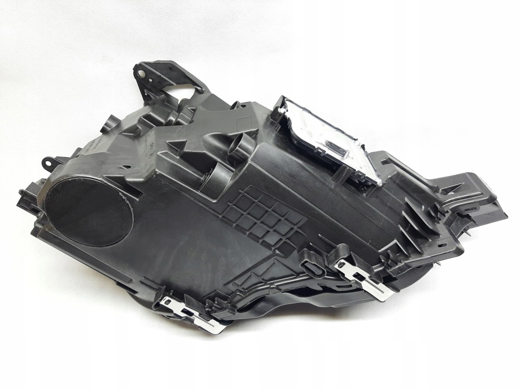 Volvo xc60 32338968 32338969 t4uvb комплект лампа америка full led фара Зі Шроту