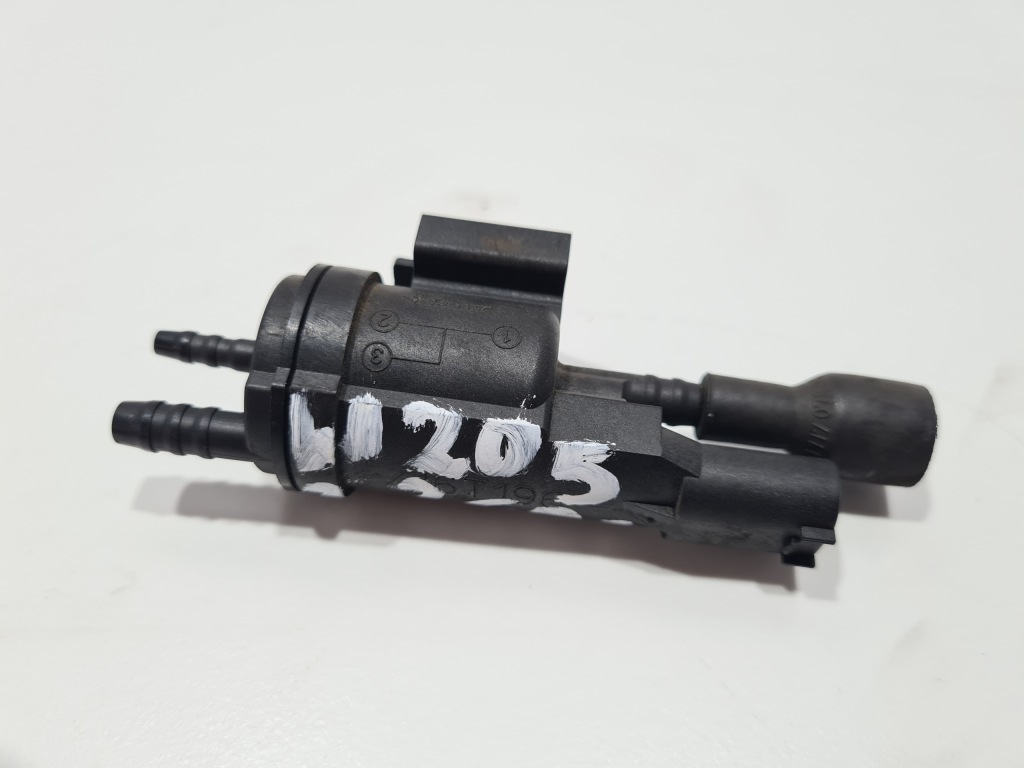 фото №1, Mercedes c-klasa w205 2.2 cdi клапан вакуумa 0025407097