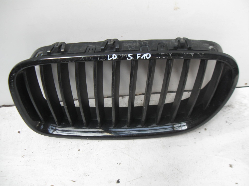 фото №1, Решётка радиатора хром левая bmw 5 f10 f11 оригинал