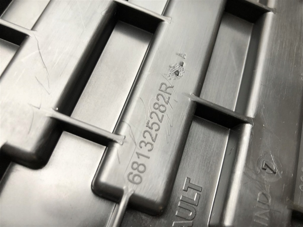 фото №5, Кронштейн полиця бардачка renault master iv 19-23r.