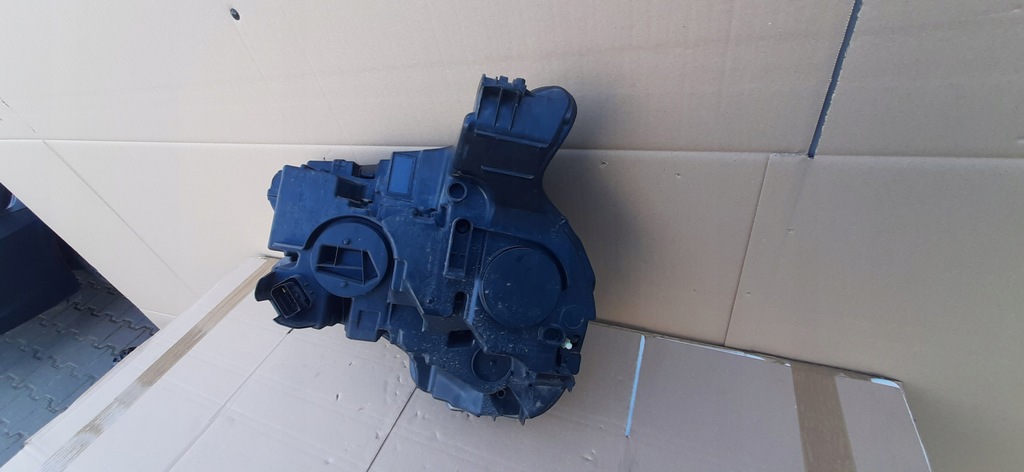 фото №13, Лампа перед правая citroen c4 iii full led 20-