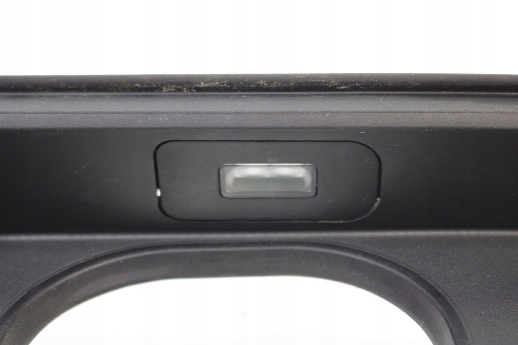 фото №8, Audi e-tron крышка разъём разъём зарядки 4ke810002 4ke810394 4ke810806