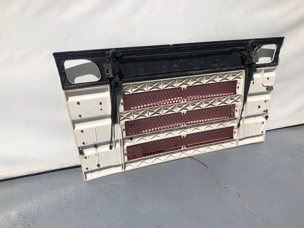 фото №5, Scania 4 решётка решётка радиатора комплект 1397570